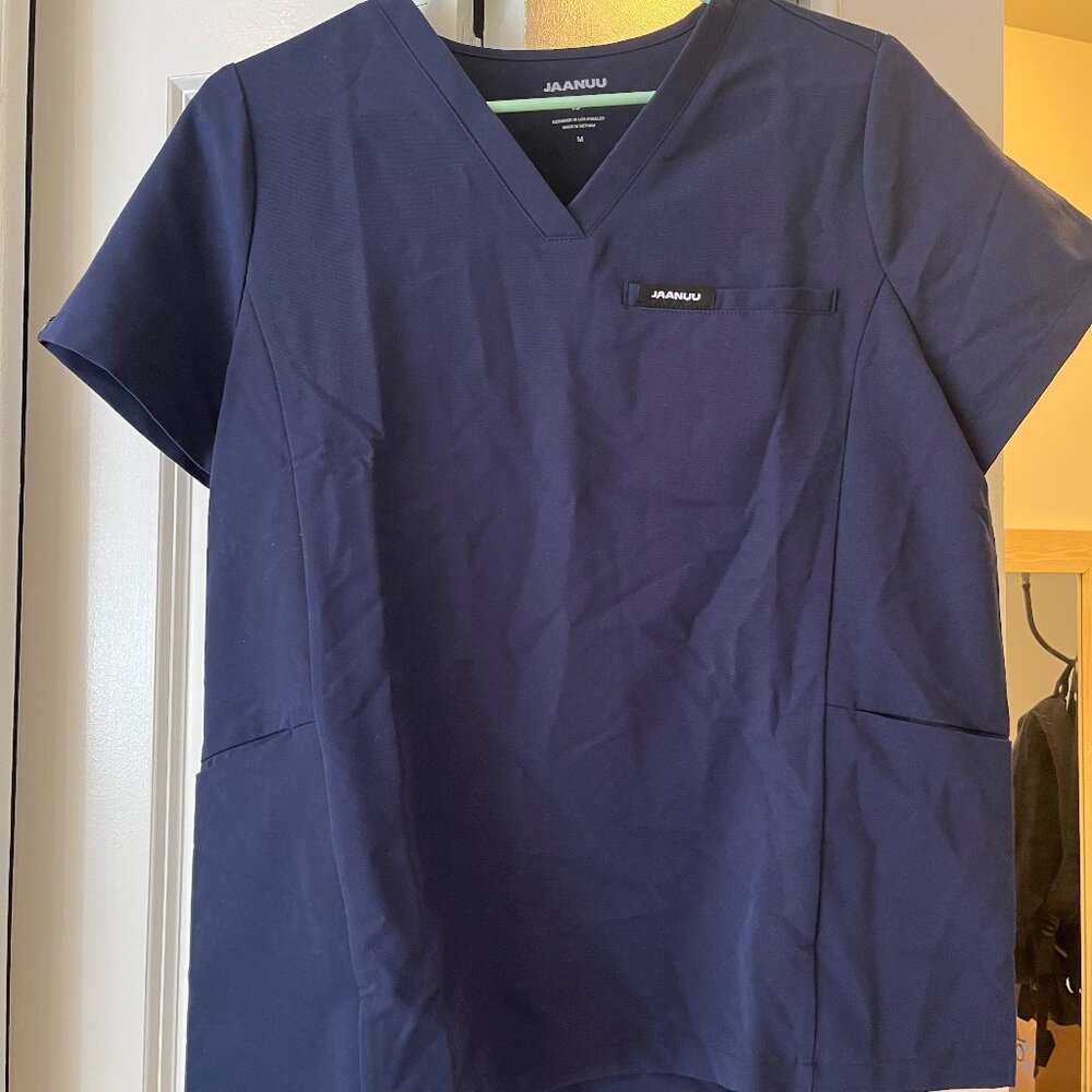 Jaanuu Scrubs